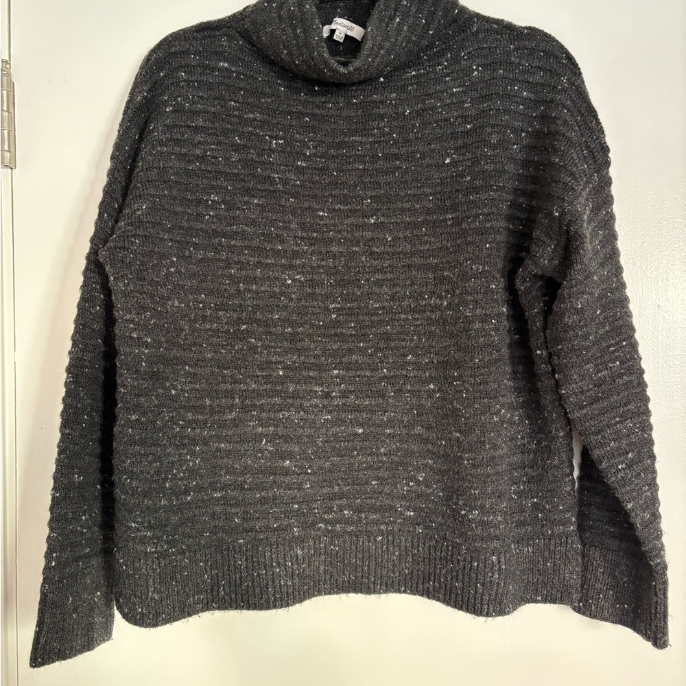 Madewell Charcoal Turtleneck Ribbed Sweater with White Neps